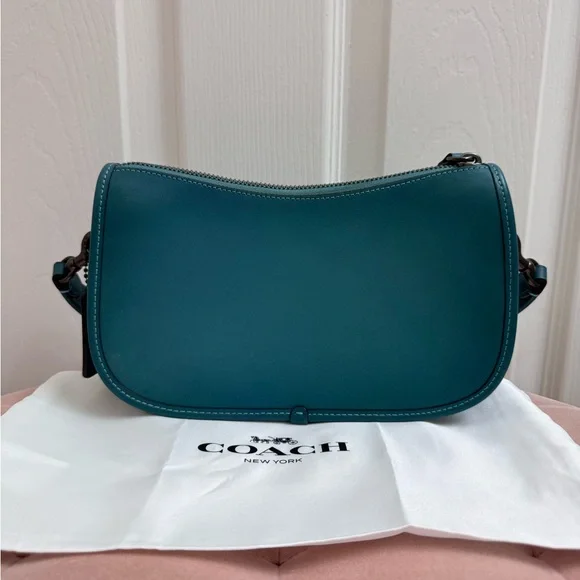 Coach Swinger Bag in Retro Teal - Picture 4 of 10